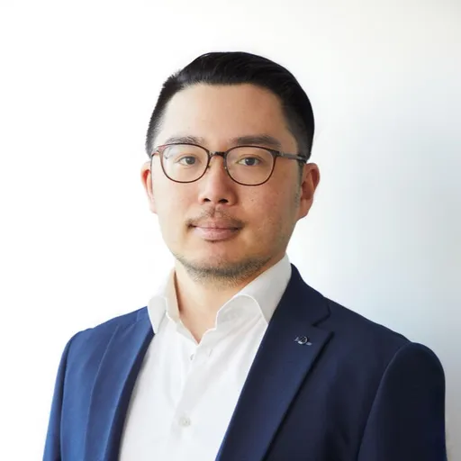 Portrait of Sunny Li, Prof